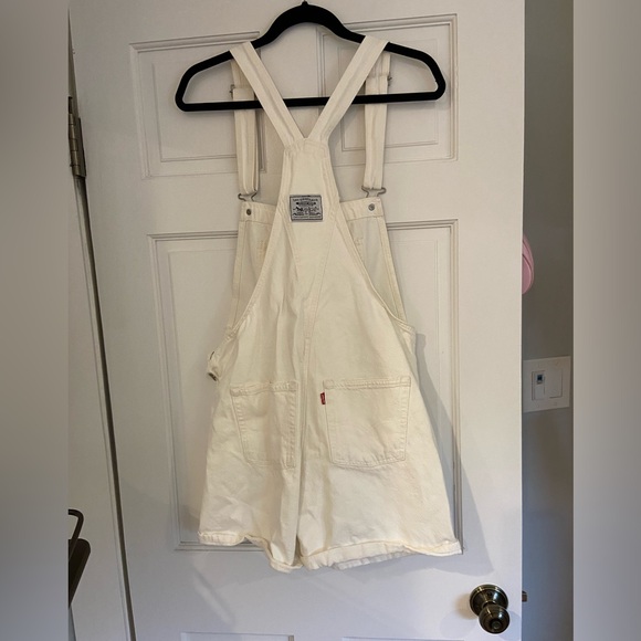 Levi's Women's Premium Vintage Shortalls - Picture 4 of 6